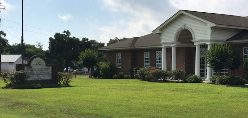 Front side of the Hattiesburg Administrative Office.